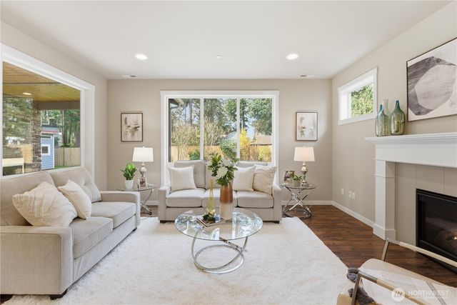 16005 74th Avenue NE, Kenmore, WA 98028