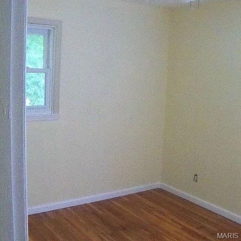 310 Midlothian Road, Unincorporated, MO 63137