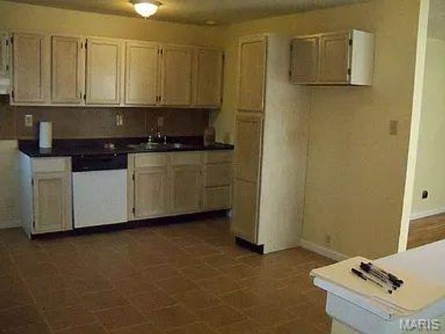 310 Midlothian Road, Unincorporated, MO 63137