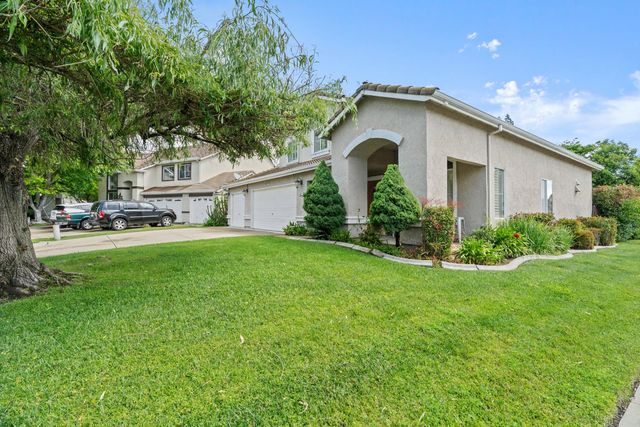 10107 River Park Cir, Stockton, CA 95209