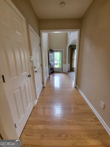265 Friars Head Drive, Suwanee, GA 30024