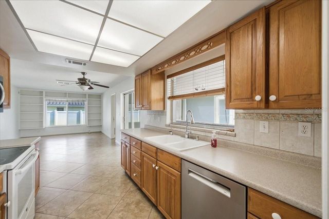 2285 GROVEWOOD ROAD, Clearwater, FL 33764