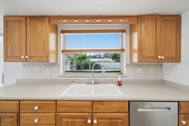 2285 GROVEWOOD ROAD, Clearwater, FL 33764