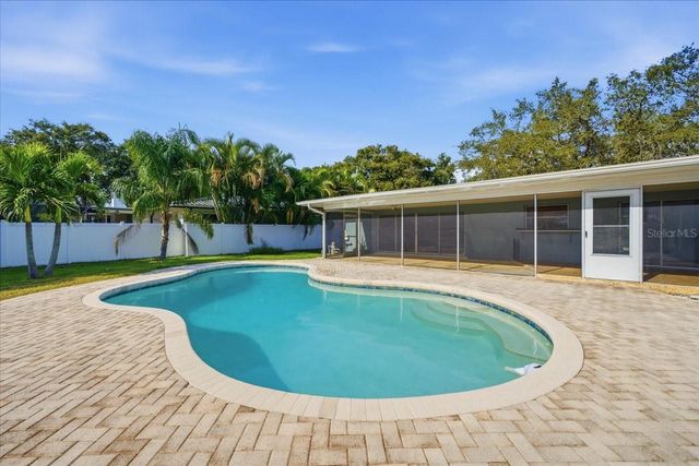 2285 GROVEWOOD ROAD, Clearwater, FL 33764