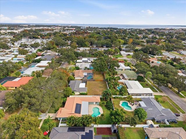 2285 GROVEWOOD ROAD, Clearwater, FL 33764