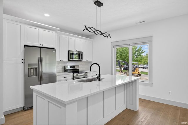 326-328 N Jefferson Street, Bloomington, IN 47408