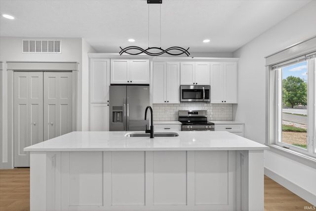 326-328 N Jefferson Street, Bloomington, IN 47408
