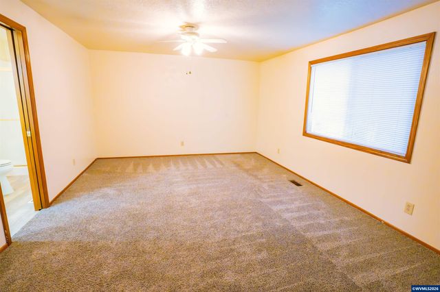 4731 Serra Ct NE, Salem, OR 97317