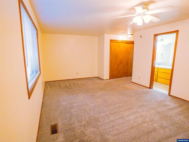 4731 Serra Ct NE, Salem, OR 97317