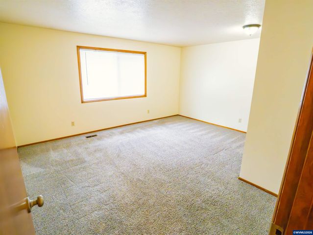 4731 Serra Ct NE, Salem, OR 97317