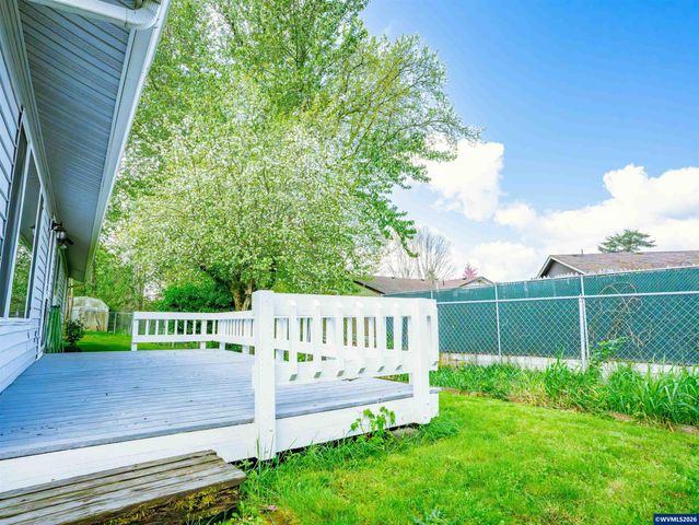 4731 Serra Ct NE, Salem, OR 97317