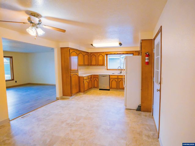 4731 Serra Ct NE, Salem, OR 97317