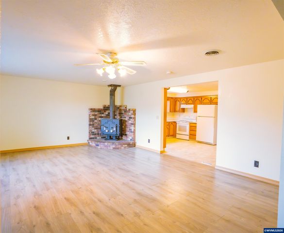 4731 Serra Ct NE, Salem, OR 97317