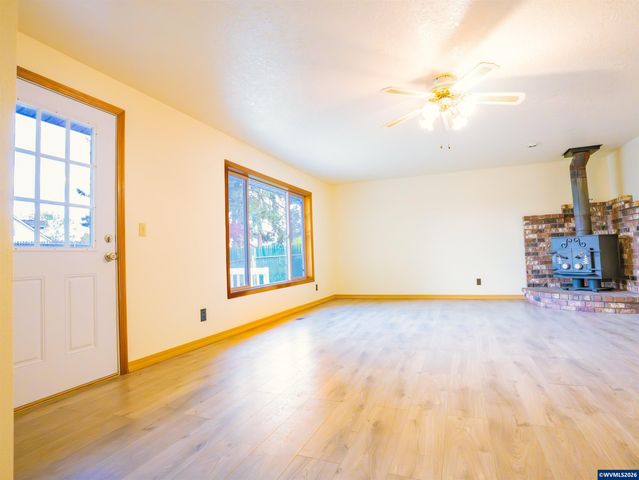 4731 Serra Ct NE, Salem, OR 97317