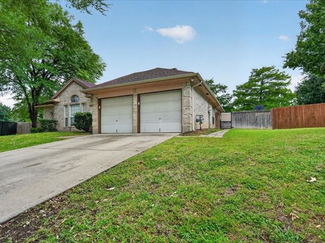 5400 Turtle River Court, Fort Worth, TX 76137