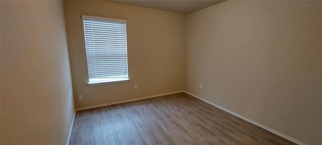 1556 Birmingham Dr DR, Seguin, TX 78155