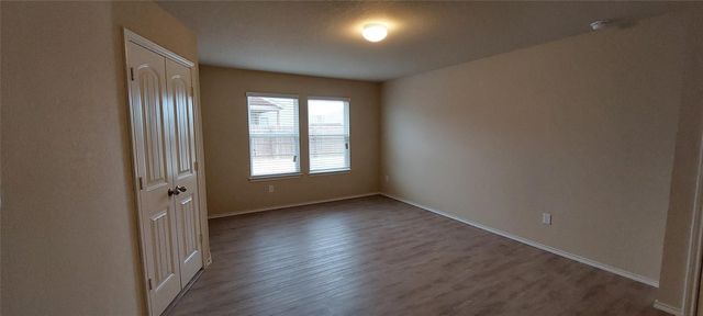 1556 Birmingham Dr DR, Seguin, TX 78155