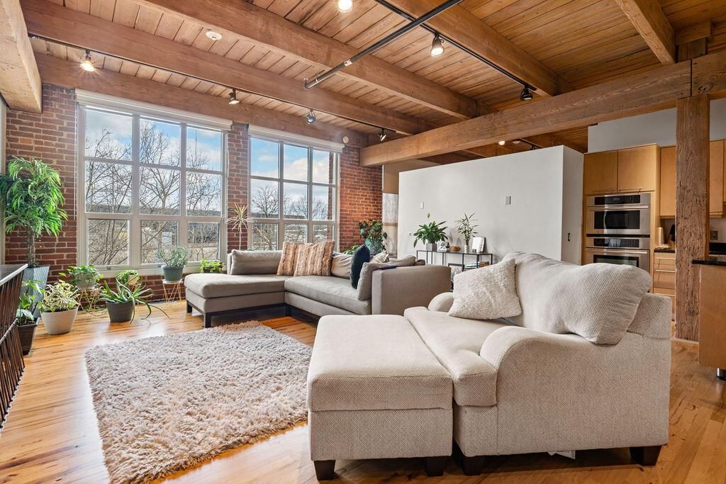 448 W Nationwide Boulevard, 307, Columbus, OH 43215
