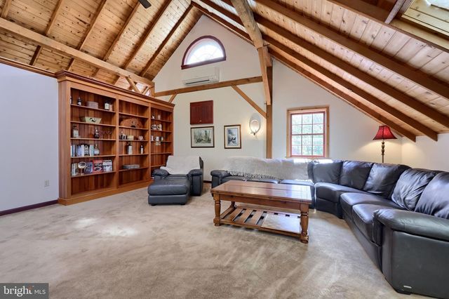 705 SCHOFFERS RD, Reading, PA 19606