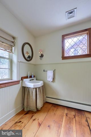 705 SCHOFFERS RD, Reading, PA 19606