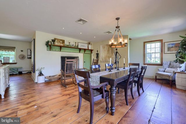 705 SCHOFFERS RD, Reading, PA 19606