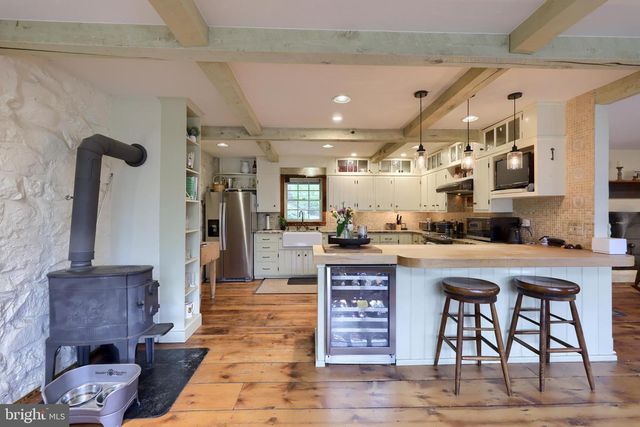 705 SCHOFFERS RD, Reading, PA 19606