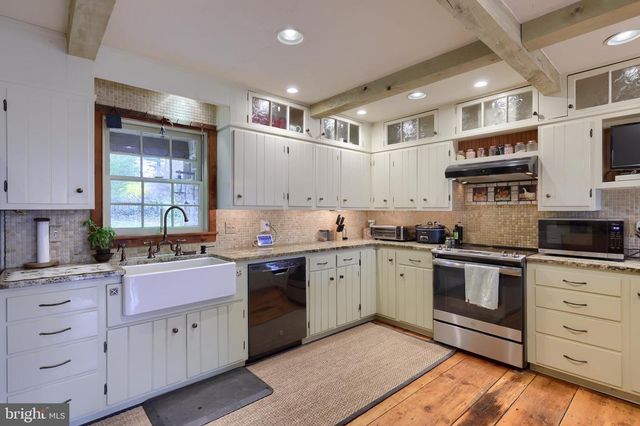 705 SCHOFFERS RD, Reading, PA 19606