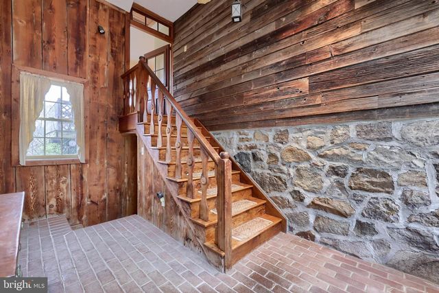 705 SCHOFFERS RD, Reading, PA 19606
