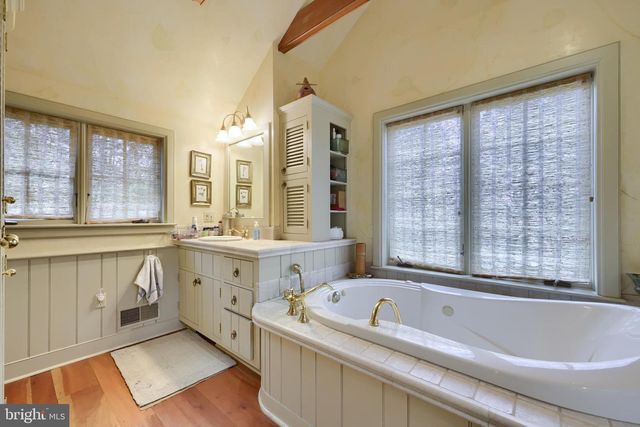 705 SCHOFFERS RD, Reading, PA 19606