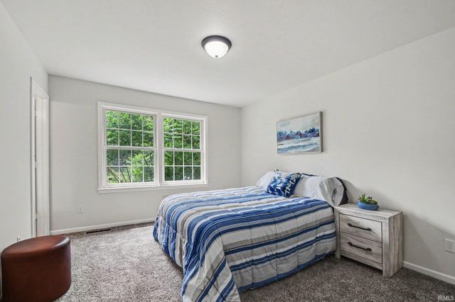 56275 Ellen Avenue, Mishawaka, IN 46545