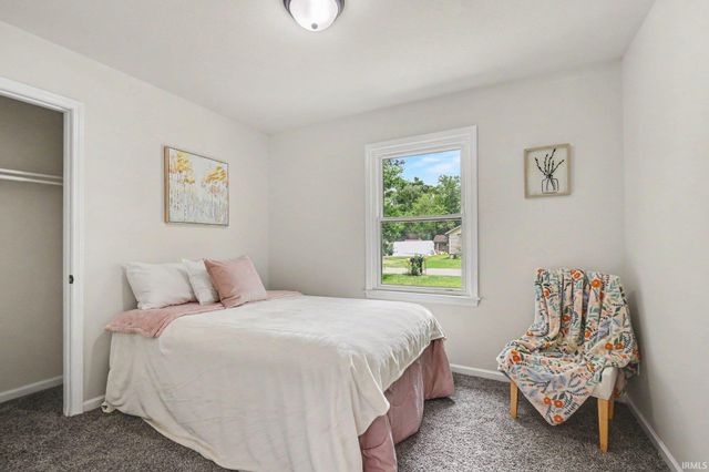 56275 Ellen Avenue, Mishawaka, IN 46545