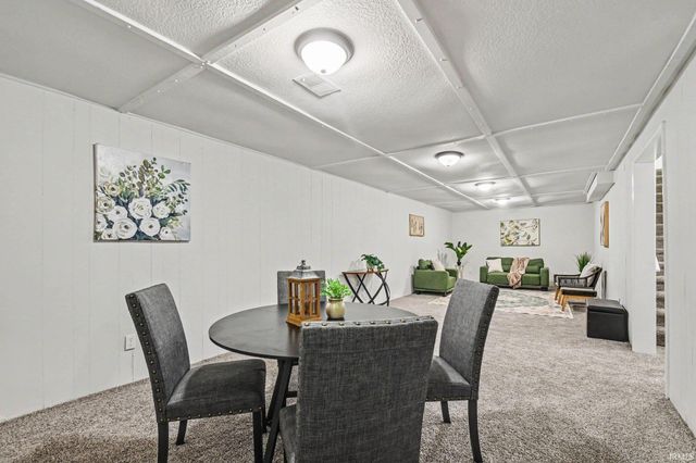 56275 Ellen Avenue, Mishawaka, IN 46545