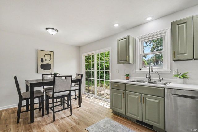 56275 Ellen Avenue, Mishawaka, IN 46545
