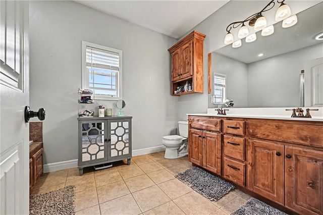 16019 Cedar Street, Basehor, KS 66007