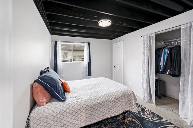 16019 Cedar Street, Basehor, KS 66007