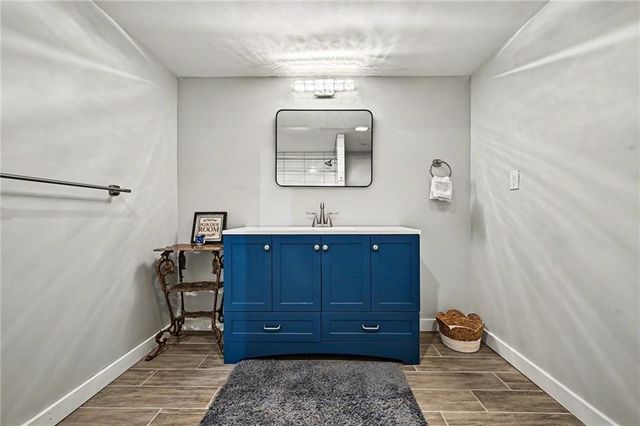 16019 Cedar Street, Basehor, KS 66007