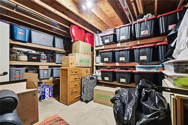 16019 Cedar Street, Basehor, KS 66007