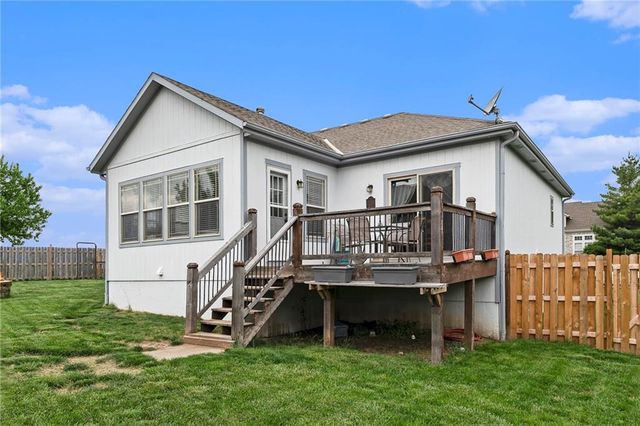 16019 Cedar Street, Basehor, KS 66007