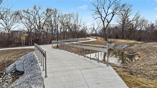 16019 Cedar Street, Basehor, KS 66007