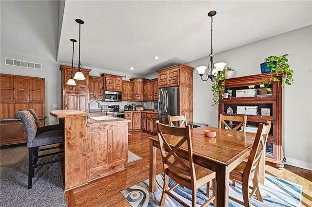 16019 Cedar Street, Basehor, KS 66007