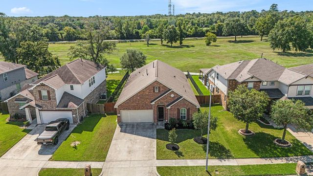 2502 Bay Hill Drive, Baytown, TX 77523