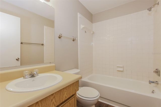 1002 PINEHAVEN COURT, Brandon, FL 33511
