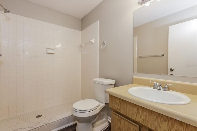 1002 PINEHAVEN COURT, Brandon, FL 33511