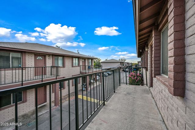 1234 N 36TH Street 209, Phoenix, AZ 85008