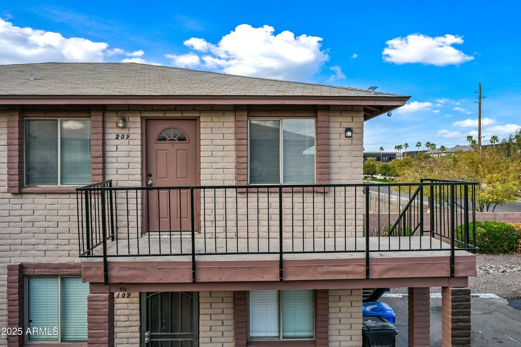 1234 N 36TH Street 209, Phoenix, AZ 85008