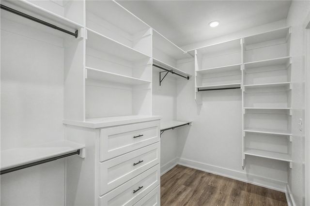 2102 N Dagan Street, Siloam Springs, AR 72761