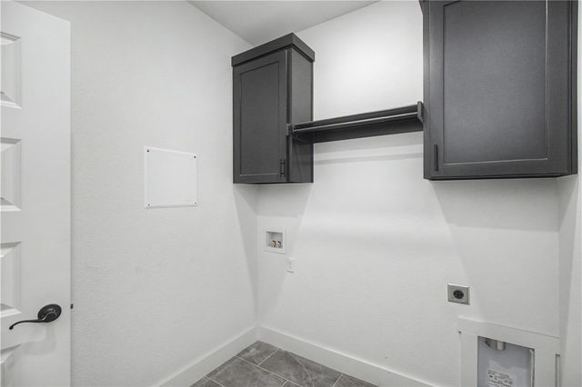 2102 N Dagan Street, Siloam Springs, AR 72761