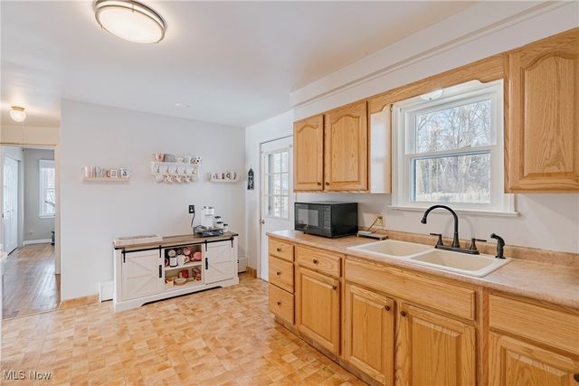 38107 Hastings Avenue, Willoughby, OH 44094