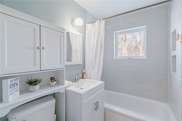 38107 Hastings Avenue, Willoughby, OH 44094