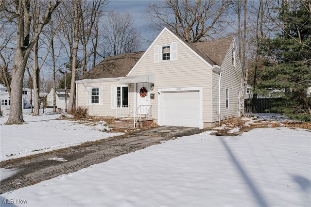 38107 Hastings Avenue, Willoughby, OH 44094